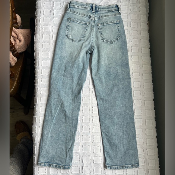 SO Girl’s Jeans-Relaxed Fit/Distressed - Picture 2 of 6